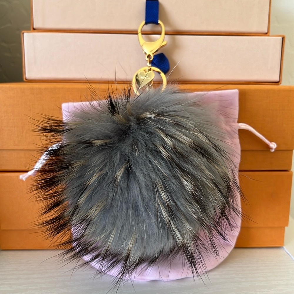 Lindiess Pom Pom